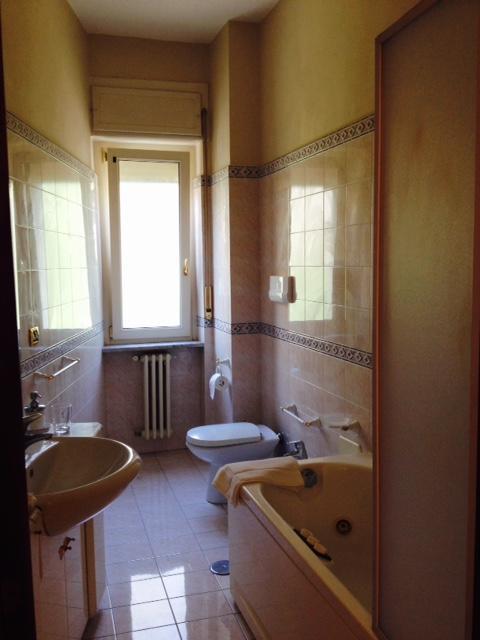 ساليرنو Chiavi Antiche B&B الغرفة الصورة